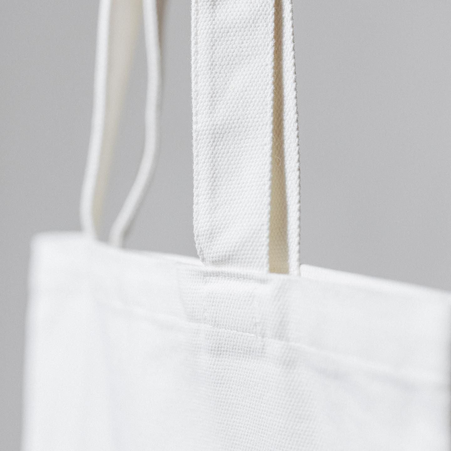 OASIS Tote and Cookbook Gift Set